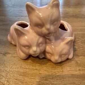Three Little Kittens Ceramic Planter/yarn holder - vintage 1980